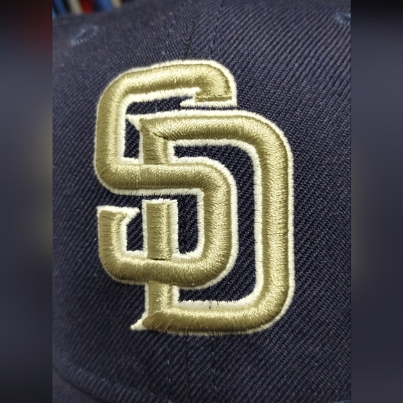 Authentic vintage new era San Diego padres hat - Picture 4 of 5